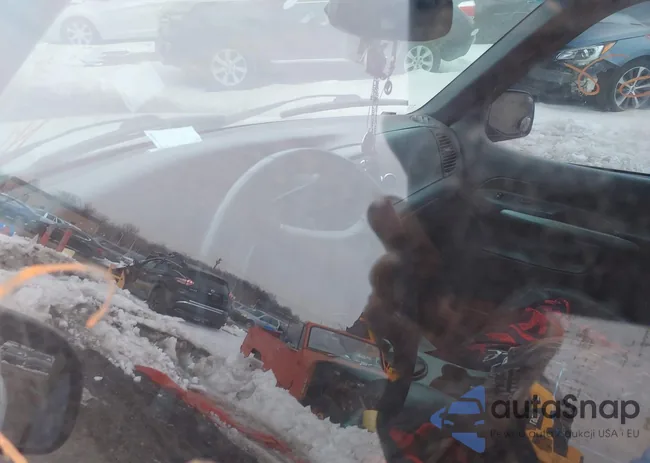 1FMZU77EX2UD07737: 44257862