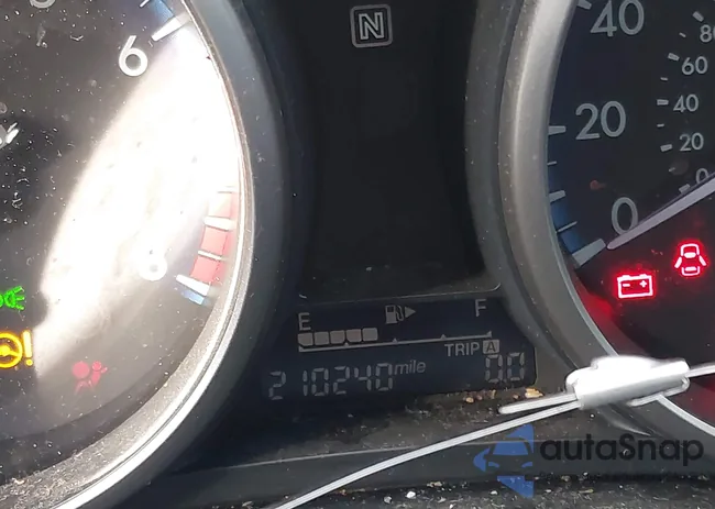 JM1BL1U76D1844637: 44257879