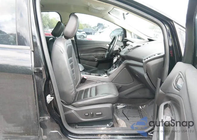 1FADP5AU9JL105296: 44257902