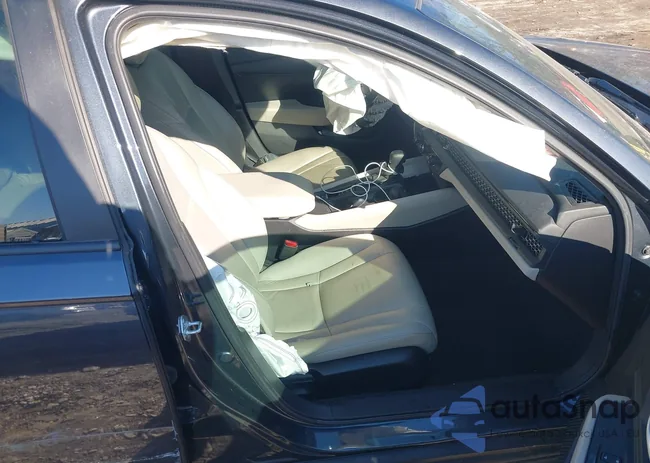 1HGCY1F28PA013086: 44257917