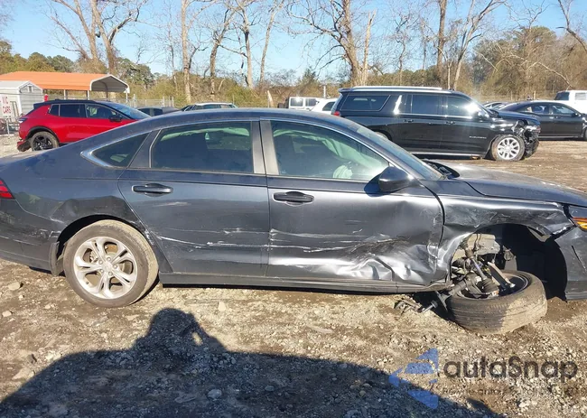 1HGCY1F28PA013086: 44257917