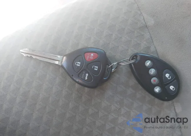 4T4BE46K59R132995: 44258040