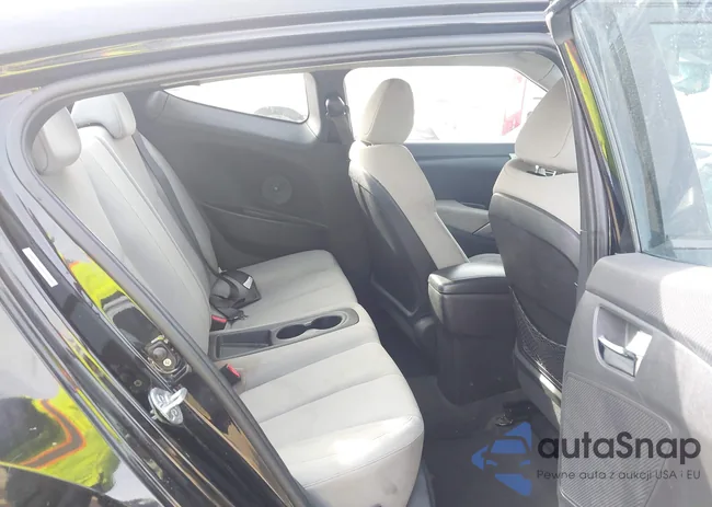 KMHTC6AD5CU029799: 44258050