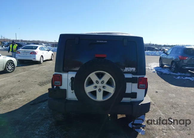 1C4BJWDG3JL833520: 44258087