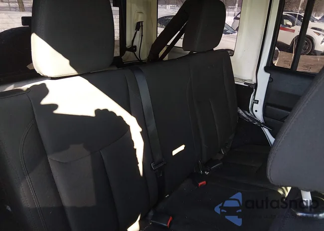 1C4BJWDG3JL833520: 44258087