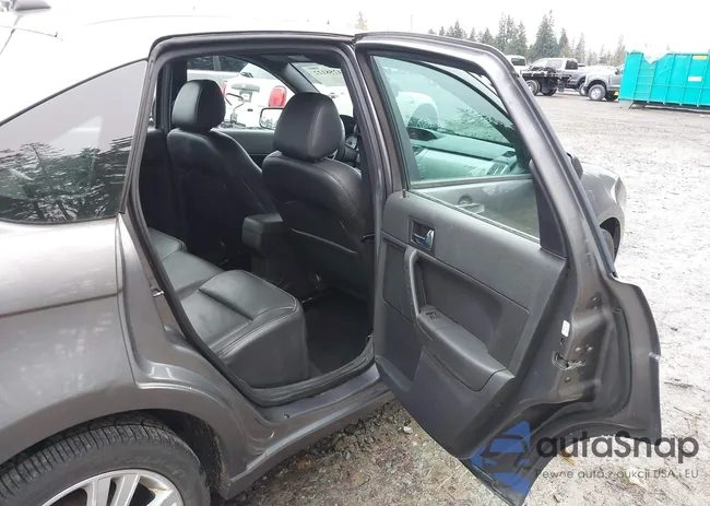 1FAHP3HN7AW179447: 44258122