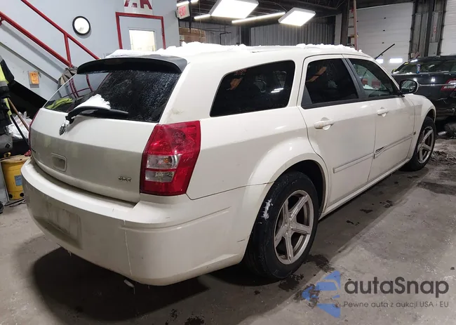 2D4FV47V76H143992: 44258188