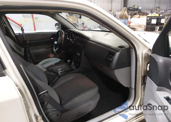 2D4FV47V76H143992: 44258188