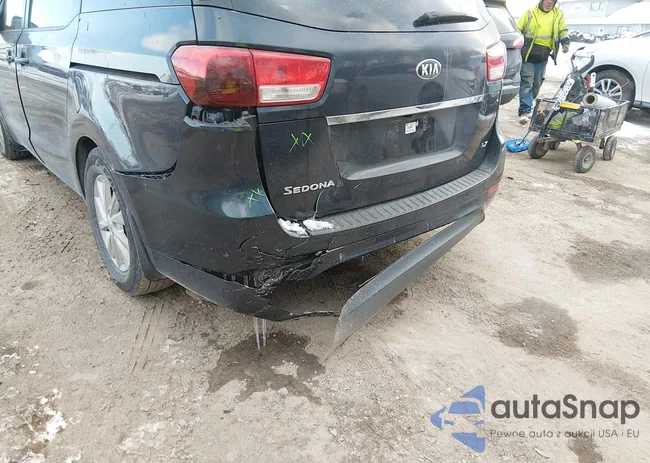 KNDMB5C15G6116170: 44259331