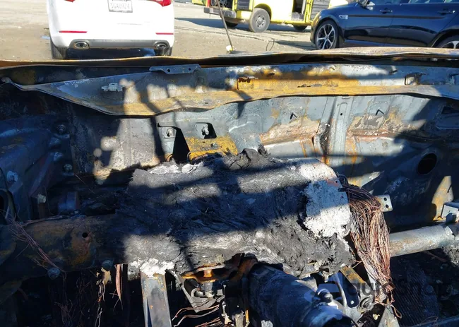 KM8J33A26GU214521: 44259429