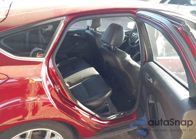 1FADP3N20EL463437: 44259471