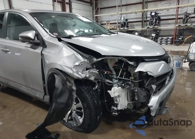 2T3RFREV2JW696498: 44259543