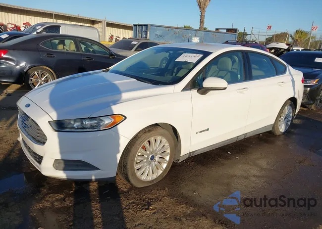 3FA6P0UU1FR106295: 44259707