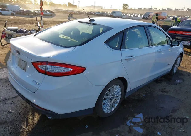 3FA6P0UU1FR106295: 44259707