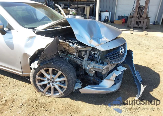 JM1GJ1U69F1166200: 44259715