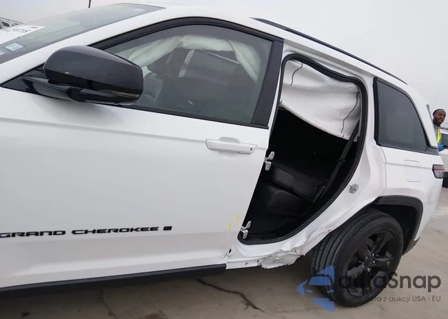 1C4RJHBG1PC533299: 44259718