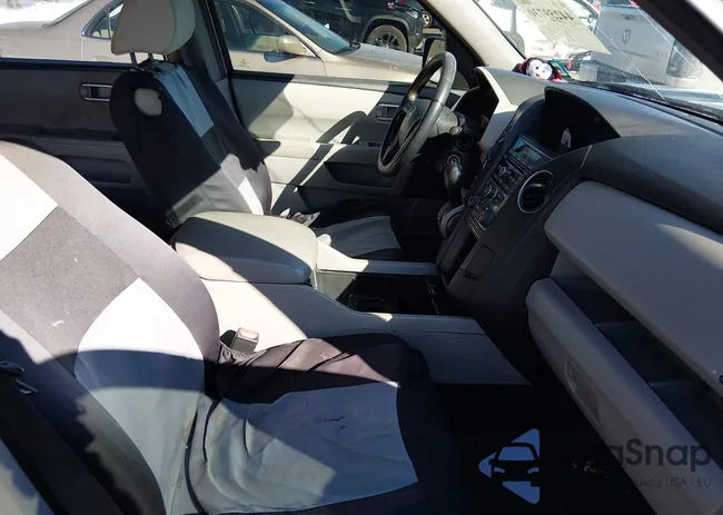 5FNYF4H45DB067460: 44259730