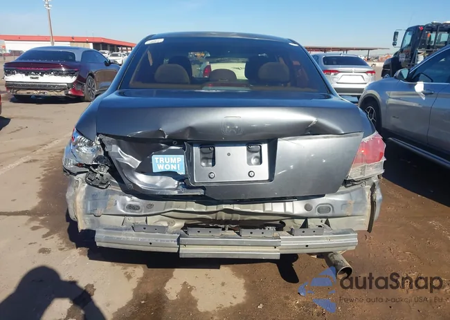 1HGCP2F38AA075760: 44258935