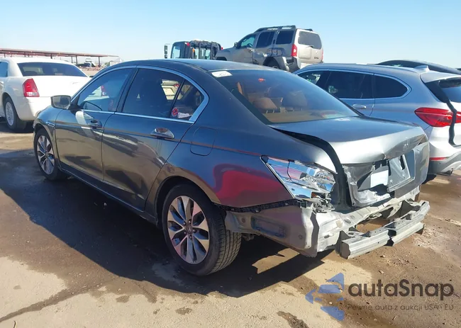 1HGCP2F38AA075760: 44258935