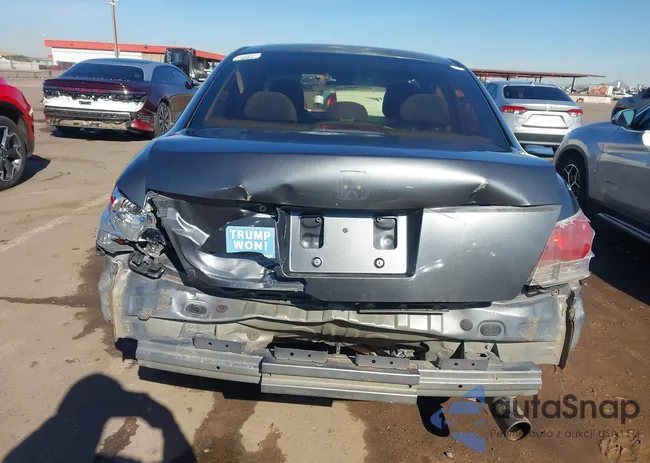 1HGCP2F38AA075760: 44258935