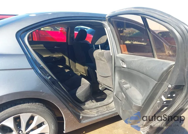 1HGCP2F38AA075760: 44258935