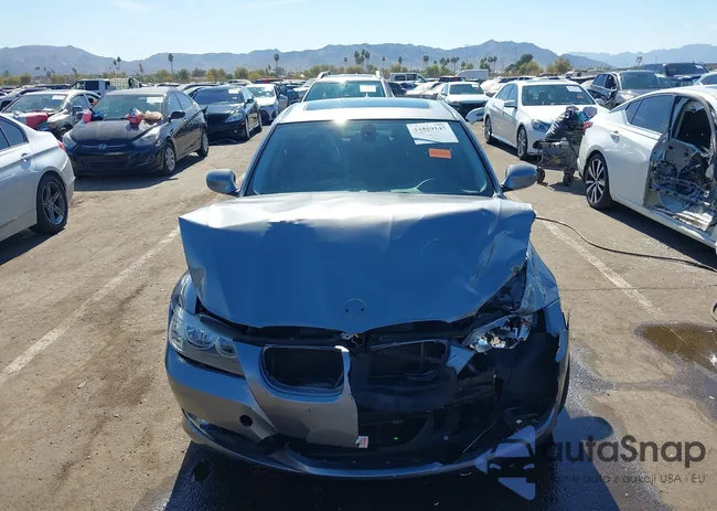 WBAPH5G57BNM75587: 44259147