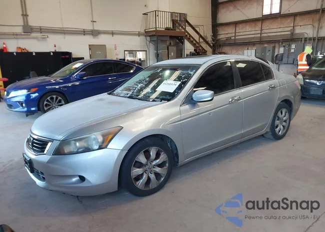 1HGCP36838A087701: 44260134