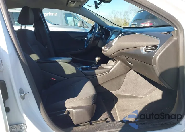 1G1ZE5ST4HF145430: 44260156