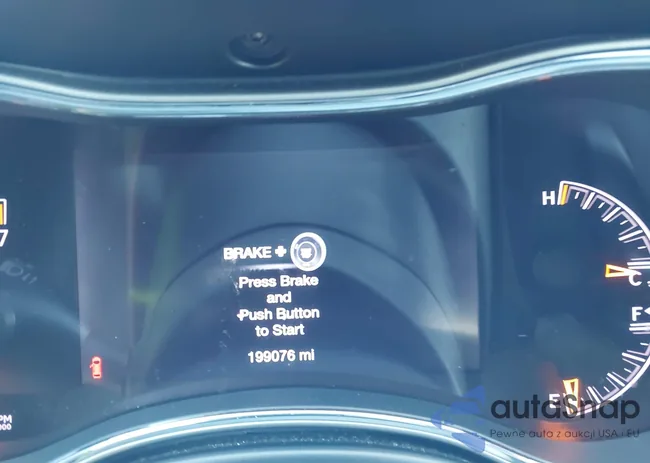 1C4RJEAG0JC159453: 44260166