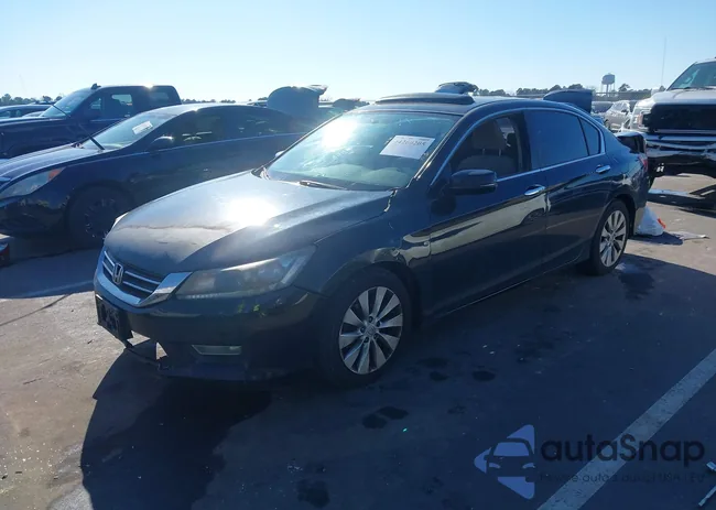 1HGCR2F73DA100470: 44260205