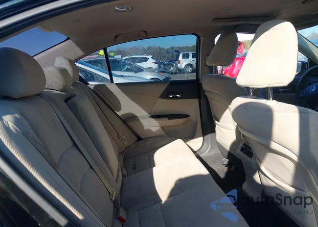 1HGCR2F73DA100470: 44260205