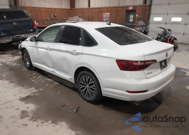 3VWC57BU1MM008826: 44260235