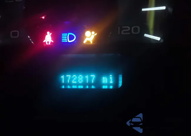 3FAHP0JA0AR266180: 44260275