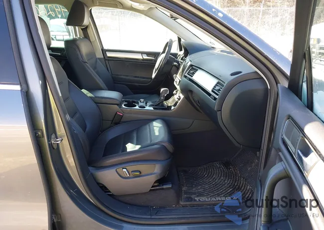 WVGEF9BP3ED012285: 44260310