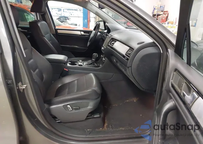 WVGEF9BP3ED012285: 44260310