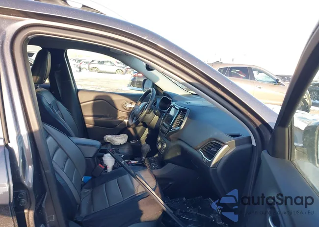 1C4PJMDX6KD103039: 44260317