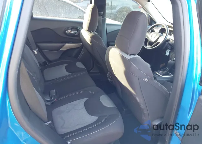 1C4PJLCB9JD542931: 44260336