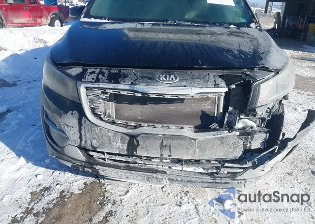 KNDMB5C18M6666152: 44260372