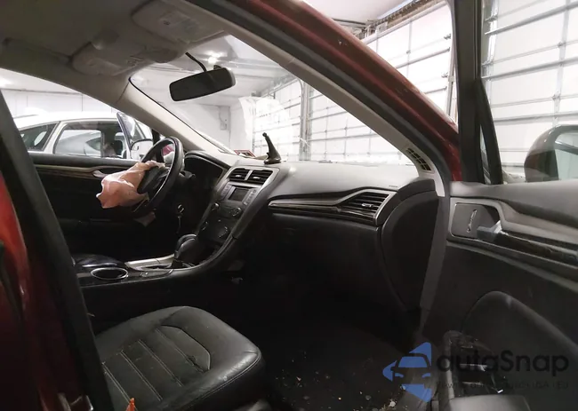 3FA6P0HR4DR316179: 44260410