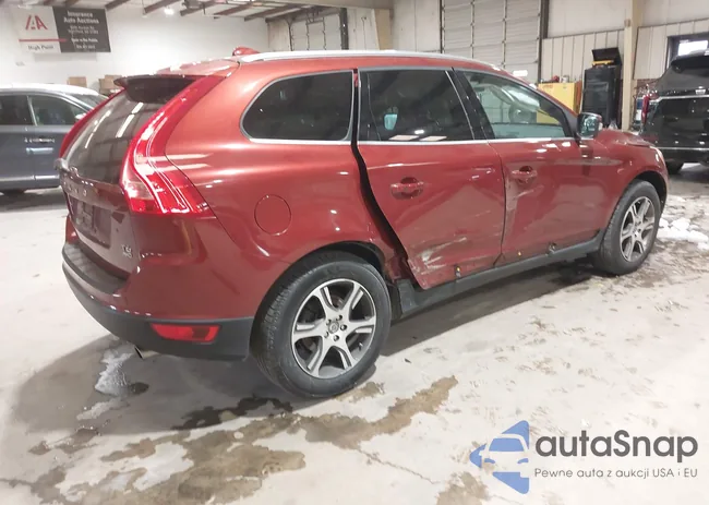 YV4902DZ2D2442913: 44260467