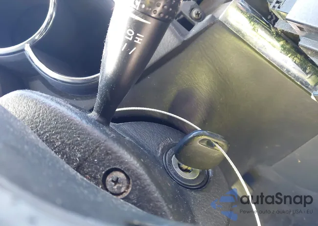 2T1KR32E46C605775: 44260472