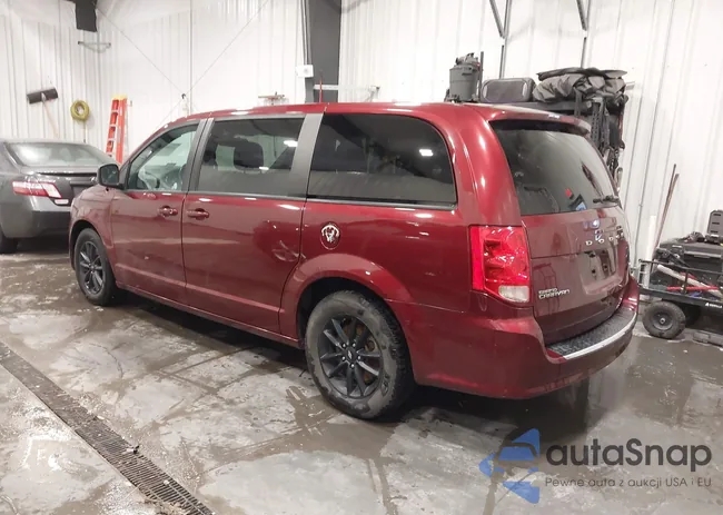 2C4RDGEGXKR688799: 44260496