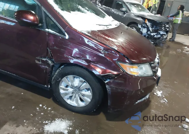 5FNRL5H42FB111727: 44260498