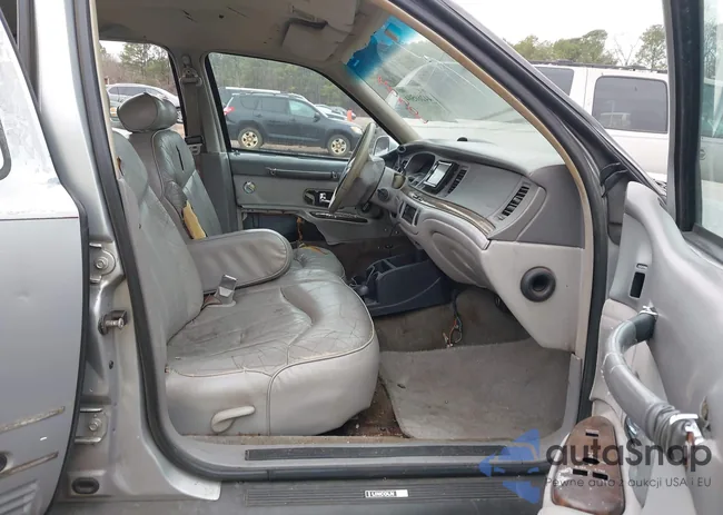 1LNLM81W8VY669978: 44260504