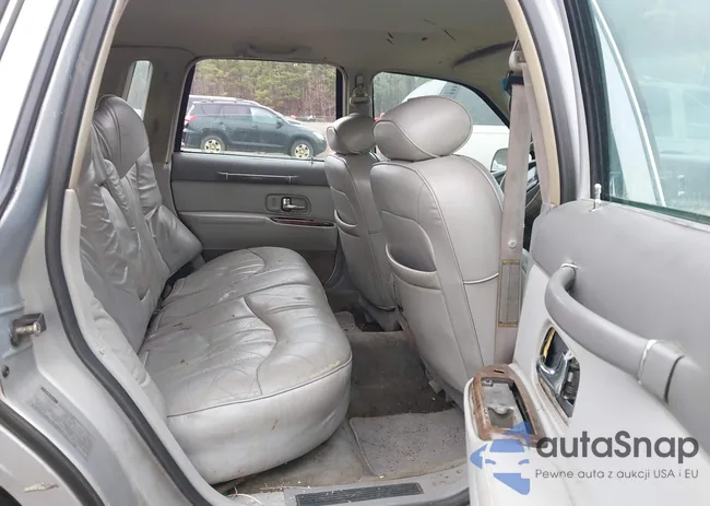 1LNLM81W8VY669978: 44260504