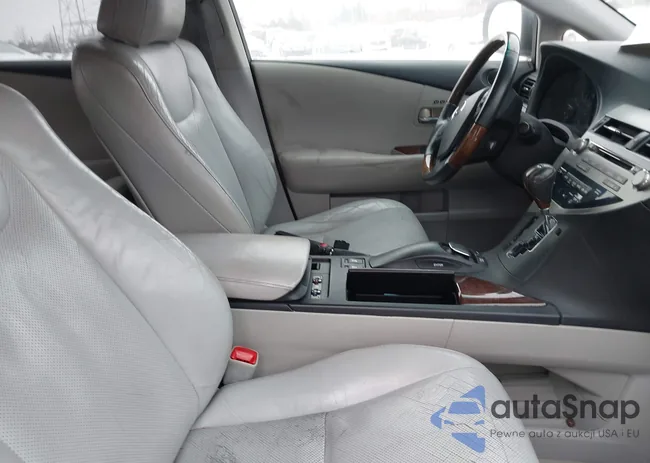 2T2BK1BA8AC032437: 44260625