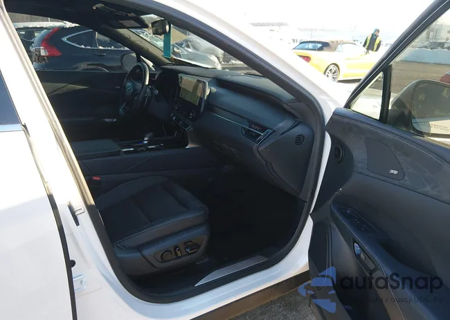 2T2BAMCA1PC030685: 44260651