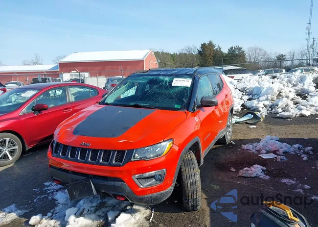 3C4NJDDB5JT129782: 44260670