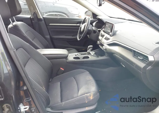 1N4BL4DW6KC197821: 44260715