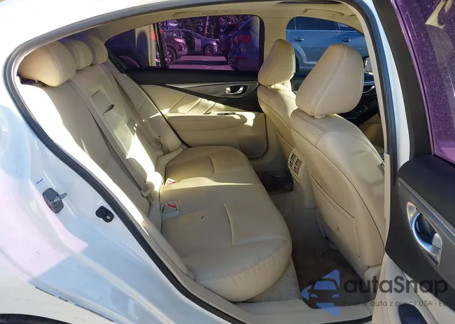 JN1BV7AP1FM355701: 44259823